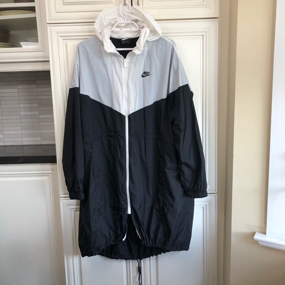 Nike Sportswear NSW Windrunner longline jacket